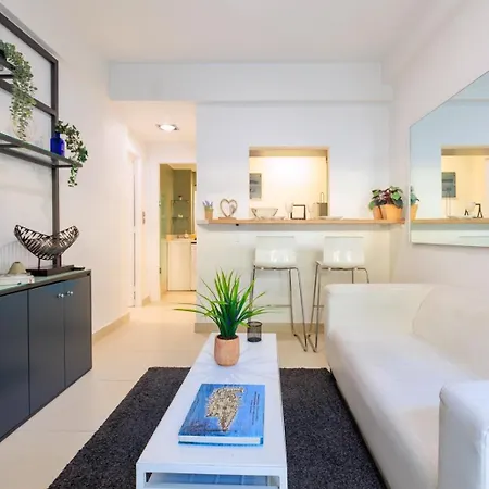 Aiolos Glyfada Shopping Center 2 * Αθήνα
